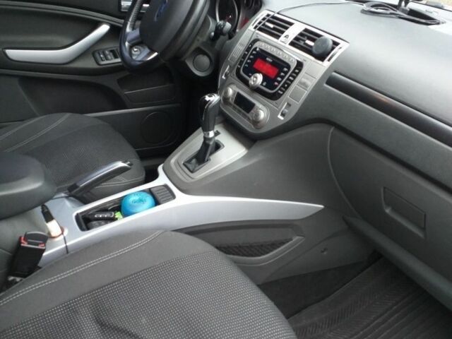 Форд Куга 2012 в Кременчуге на Automoto.ua Бежевый Форд Куга, объемом двигателя 2 л и пробегом 295 тыс. км за 11652 $, фото 2 на Automoto.ua