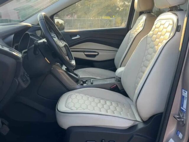 Бежевий Форд Куга, об'ємом двигуна 2 л та пробігом 54 тис. км за 8000 $, фото 6 на Automoto.ua