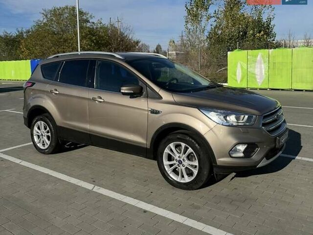 Бежевый Форд Куга, объемом двигателя 2 л и пробегом 75 тыс. км за 25500 $, фото 2 на Automoto.ua