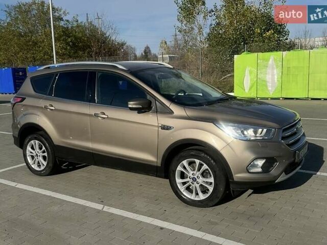 Бежевый Форд Куга, объемом двигателя 2 л и пробегом 75 тыс. км за 25500 $, фото 7 на Automoto.ua