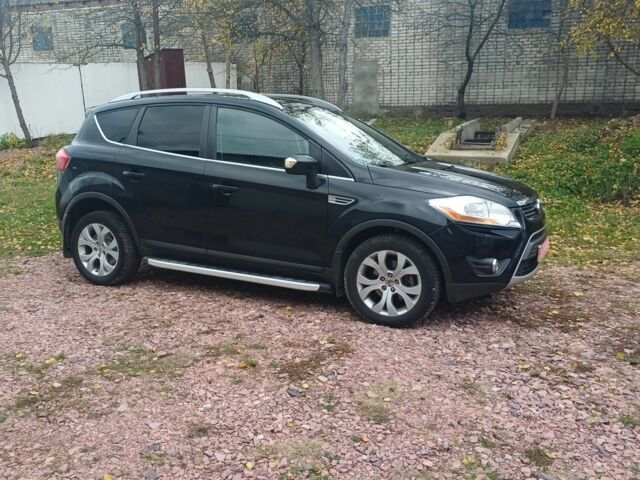 Черный Форд Куга, объемом двигателя 2 л и пробегом 259 тыс. км за 10600 $, фото 1 на Automoto.ua