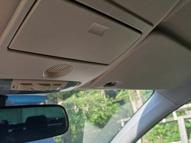 Черный Форд Куга, объемом двигателя 2 л и пробегом 259 тыс. км за 10600 $, фото 23 на Automoto.ua