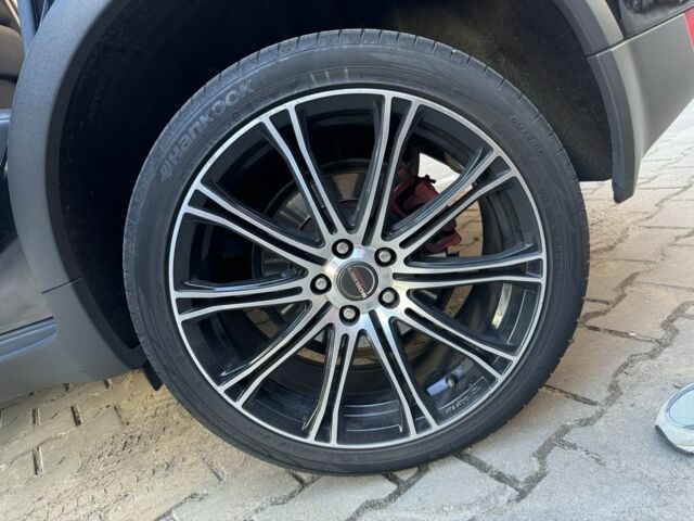 Чорний Форд Куга, об'ємом двигуна 2 л та пробігом 225 тис. км за 11000 $, фото 10 на Automoto.ua