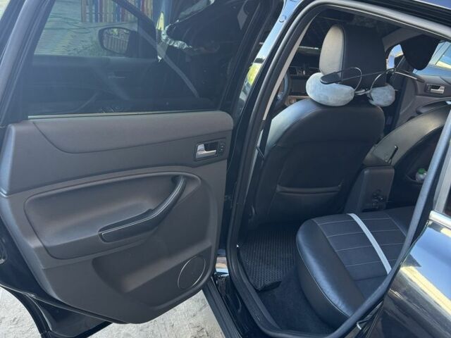 Чорний Форд Куга, об'ємом двигуна 2 л та пробігом 225 тис. км за 11000 $, фото 6 на Automoto.ua