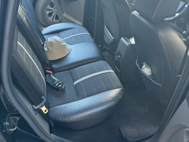 Чорний Форд Куга, об'ємом двигуна 2 л та пробігом 225 тис. км за 11000 $, фото 2 на Automoto.ua