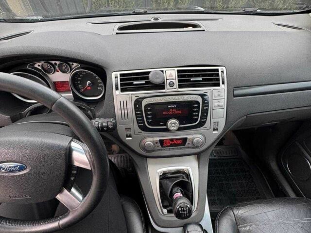Черный Форд Куга, объемом двигателя 2 л и пробегом 406 тыс. км за 9900 $, фото 10 на Automoto.ua
