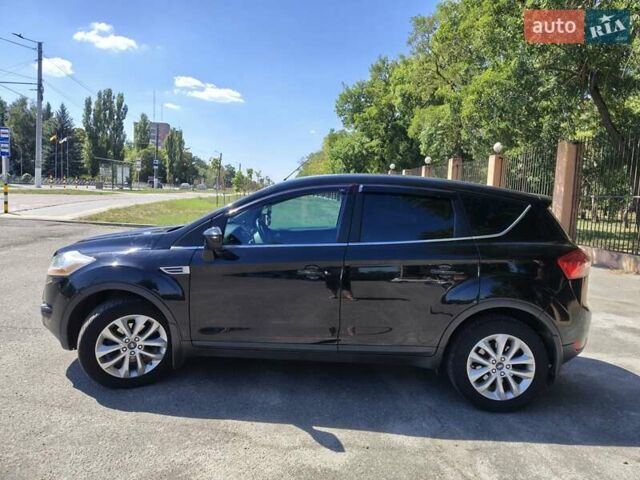 Черный Форд Куга, объемом двигателя 2 л и пробегом 150 тыс. км за 8500 $, фото 2 на Automoto.ua