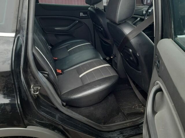 Чорний Форд Куга, об'ємом двигуна 2 л та пробігом 270 тис. км за 5300 $, фото 4 на Automoto.ua