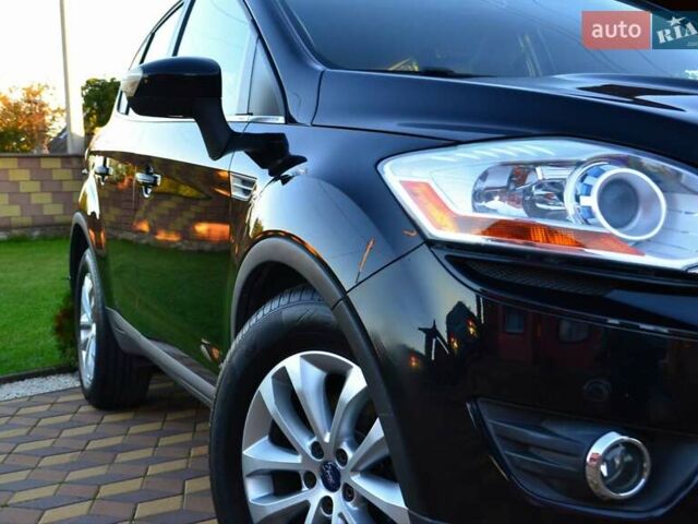 Черный Форд Куга, объемом двигателя 2 л и пробегом 228 тыс. км за 10450 $, фото 1 на Automoto.ua