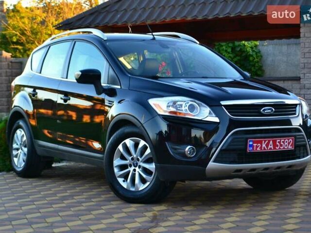 Черный Форд Куга, объемом двигателя 2 л и пробегом 228 тыс. км за 10450 $, фото 2 на Automoto.ua