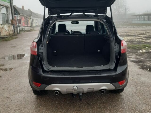 Чорний Форд Куга, об'ємом двигуна 2 л та пробігом 270 тис. км за 5300 $, фото 5 на Automoto.ua