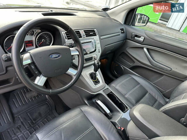 Черный Форд Куга, объемом двигателя 2 л и пробегом 234 тыс. км за 9900 $, фото 12 на Automoto.ua