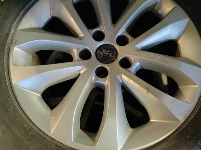 Черный Форд Куга, объемом двигателя 2 л и пробегом 30 тыс. км за 7000 $, фото 10 на Automoto.ua