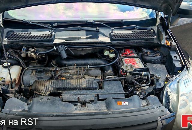 Черный Форд Куга, объемом двигателя 2.5 л и пробегом 223 тыс. км за 10700 $, фото 10 на Automoto.ua