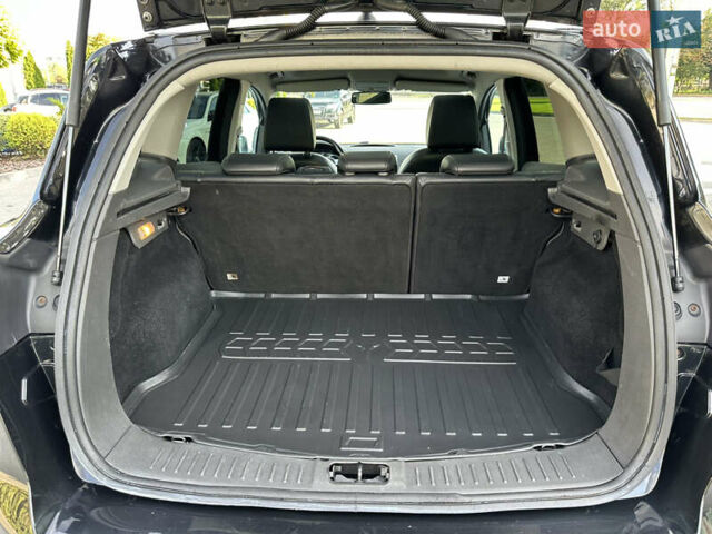 Черный Форд Куга, объемом двигателя 2 л и пробегом 234 тыс. км за 9600 $, фото 13 на Automoto.ua