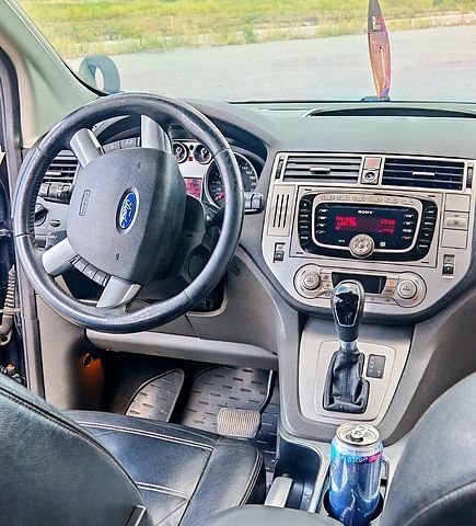 Черный Форд Куга, объемом двигателя 2.5 л и пробегом 223 тыс. км за 10700 $, фото 8 на Automoto.ua