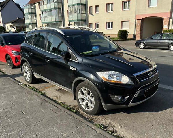 Черный Форд Куга, объемом двигателя 2 л и пробегом 245 тыс. км за 7676 $, фото 2 на Automoto.ua