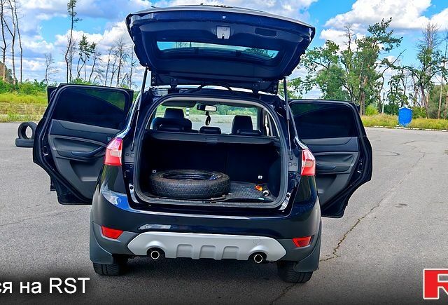 Черный Форд Куга, объемом двигателя 2.5 л и пробегом 223 тыс. км за 10700 $, фото 11 на Automoto.ua