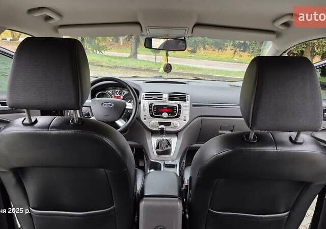 Черный Форд Куга, объемом двигателя 2 л и пробегом 329 тыс. км за 10200 $, фото 16 на Automoto.ua