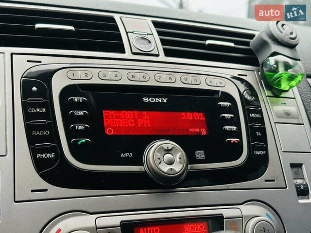 Чорний Форд Куга, об'ємом двигуна 2.52 л та пробігом 225 тис. км за 8900 $, фото 29 на Automoto.ua