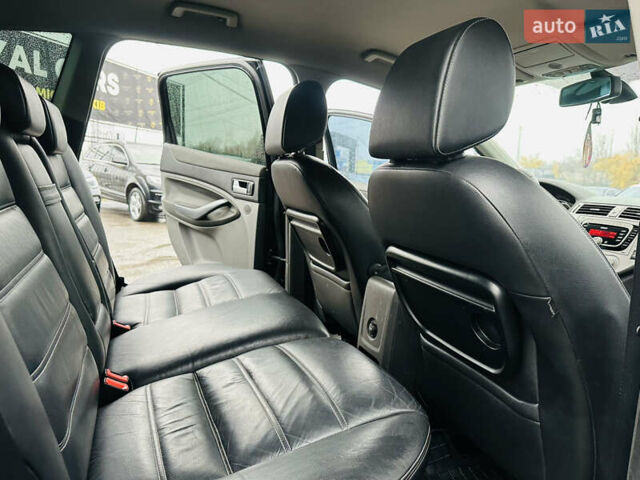 Чорний Форд Куга, об'ємом двигуна 2.52 л та пробігом 225 тис. км за 8900 $, фото 16 на Automoto.ua