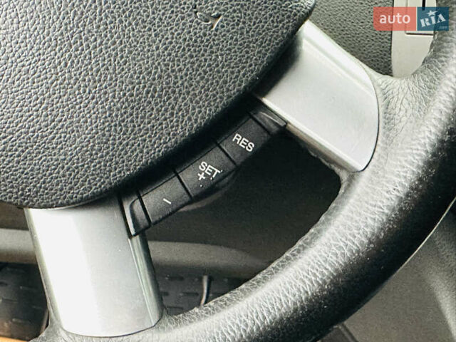 Чорний Форд Куга, об'ємом двигуна 2.52 л та пробігом 225 тис. км за 8900 $, фото 28 на Automoto.ua