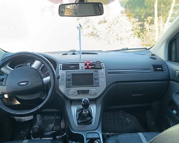 Форд Куга 2010 у Львові на Automoto.ua Чорний Форд Куга, об'ємом двигуна 2 л та пробігом 282 тис. км за 10399 $, фото 8 на Automoto.ua