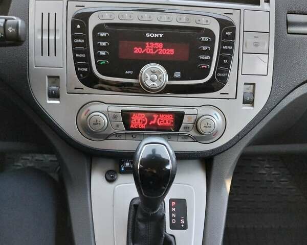Черный Форд Куга, объемом двигателя 2.52 л и пробегом 202 тыс. км за 9800 $, фото 18 на Automoto.ua