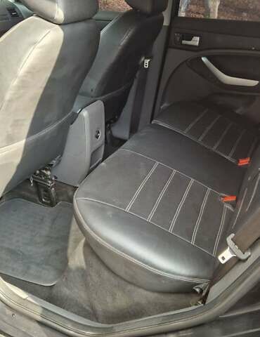 Чорний Форд Куга, об'ємом двигуна 2 л та пробігом 169 тис. км за 10300 $, фото 9 на Automoto.ua