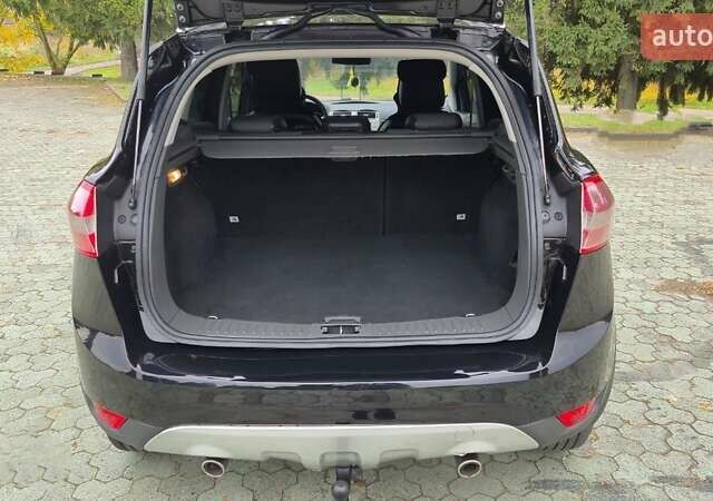 Черный Форд Куга, объемом двигателя 2 л и пробегом 329 тыс. км за 10200 $, фото 9 на Automoto.ua