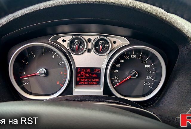 Черный Форд Куга, объемом двигателя 2.5 л и пробегом 223 тыс. км за 10700 $, фото 9 на Automoto.ua