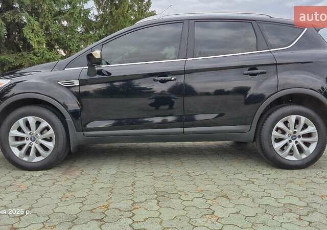 Черный Форд Куга, объемом двигателя 2 л и пробегом 329 тыс. км за 10200 $, фото 3 на Automoto.ua