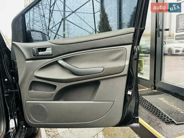 Чорний Форд Куга, об'ємом двигуна 2.52 л та пробігом 225 тис. км за 8900 $, фото 23 на Automoto.ua