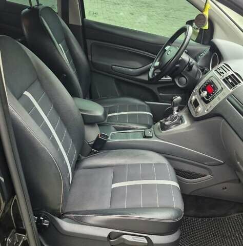 Черный Форд Куга, объемом двигателя 2 л и пробегом 329 тыс. км за 10200 $, фото 10 на Automoto.ua