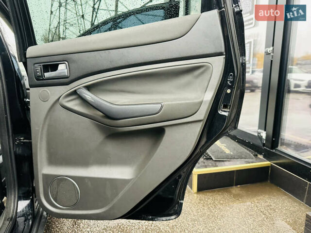 Чорний Форд Куга, об'ємом двигуна 2.52 л та пробігом 225 тис. км за 8900 $, фото 20 на Automoto.ua