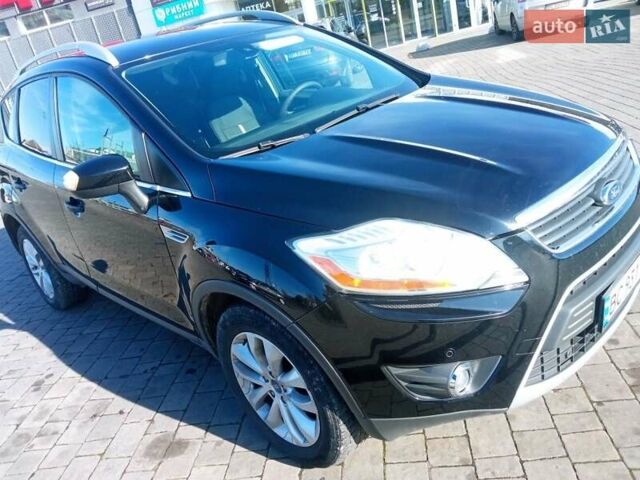 Черный Форд Куга, объемом двигателя 2 л и пробегом 245 тыс. км за 10400 $, фото 5 на Automoto.ua