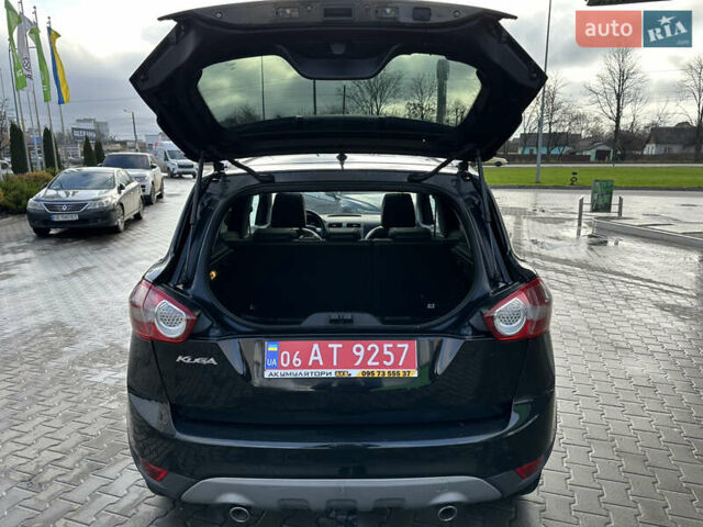 Черный Форд Куга, объемом двигателя 2 л и пробегом 234 тыс. км за 9900 $, фото 8 на Automoto.ua