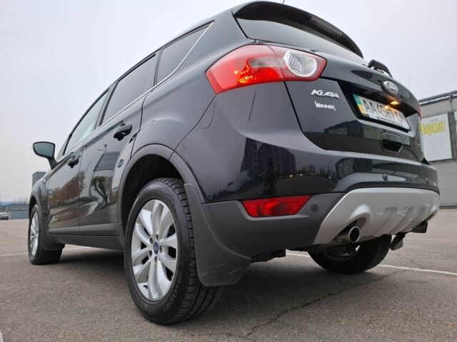 Чорний Форд Куга, об'ємом двигуна 2 л та пробігом 128 тис. км за 12999 $, фото 5 на Automoto.ua