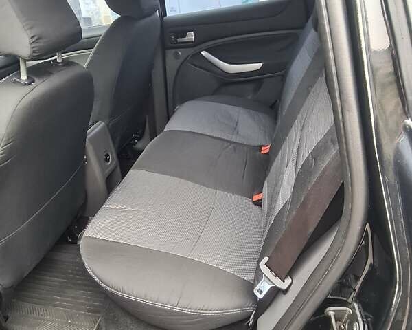 Чорний Форд Куга, об'ємом двигуна 2.5 л та пробігом 256 тис. км за 11999 $, фото 25 на Automoto.ua