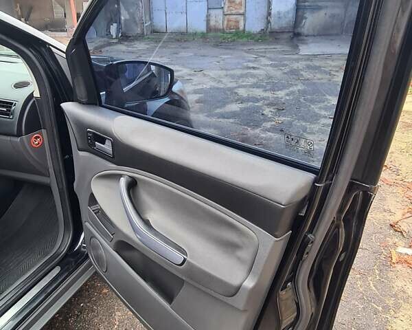 Чорний Форд Куга, об'ємом двигуна 2.5 л та пробігом 256 тис. км за 11999 $, фото 36 на Automoto.ua