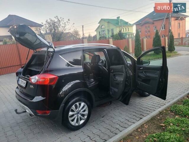 Черный Форд Куга, объемом двигателя 2 л и пробегом 291 тыс. км за 10500 $, фото 49 на Automoto.ua