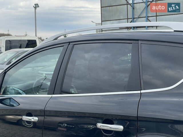 Черный Форд Куга, объемом двигателя 2 л и пробегом 224 тыс. км за 11300 $, фото 12 на Automoto.ua