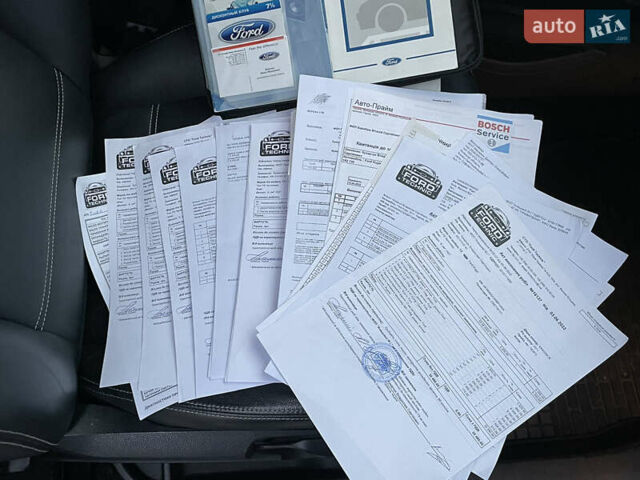 Черный Форд Куга, объемом двигателя 2.5 л и пробегом 216 тыс. км за 10500 $, фото 53 на Automoto.ua