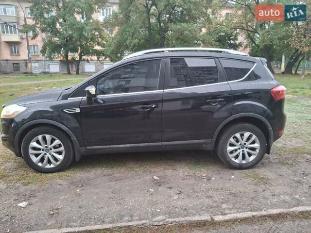 Черный Форд Куга, объемом двигателя 2 л и пробегом 185 тыс. км за 10700 $, фото 13 на Automoto.ua