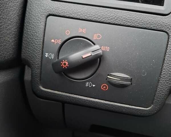 Чорний Форд Куга, об'ємом двигуна 2 л та пробігом 128 тис. км за 12999 $, фото 64 на Automoto.ua