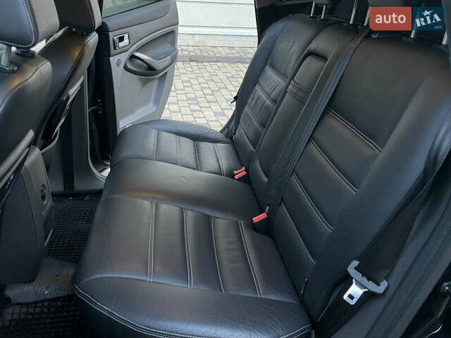 Черный Форд Куга, объемом двигателя 2.5 л и пробегом 216 тыс. км за 10500 $, фото 39 на Automoto.ua