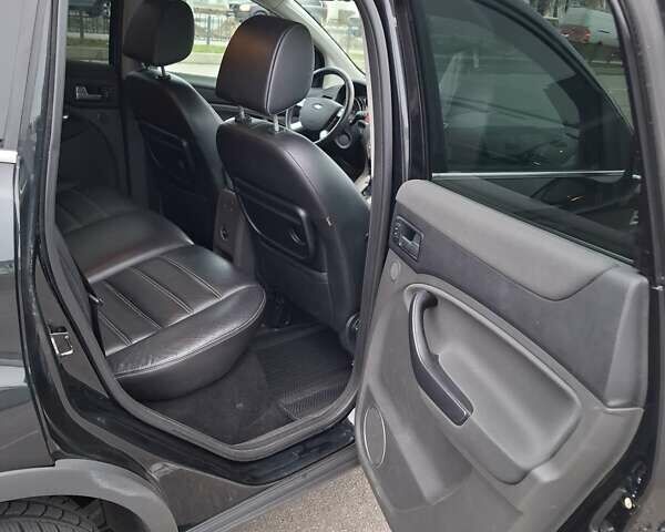 Чорний Форд Куга, об'ємом двигуна 2 л та пробігом 128 тис. км за 12999 $, фото 44 на Automoto.ua