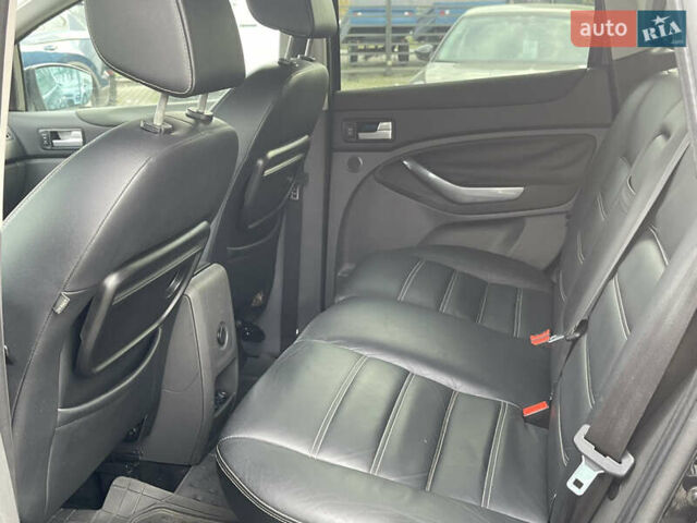Черный Форд Куга, объемом двигателя 2 л и пробегом 224 тыс. км за 11300 $, фото 25 на Automoto.ua
