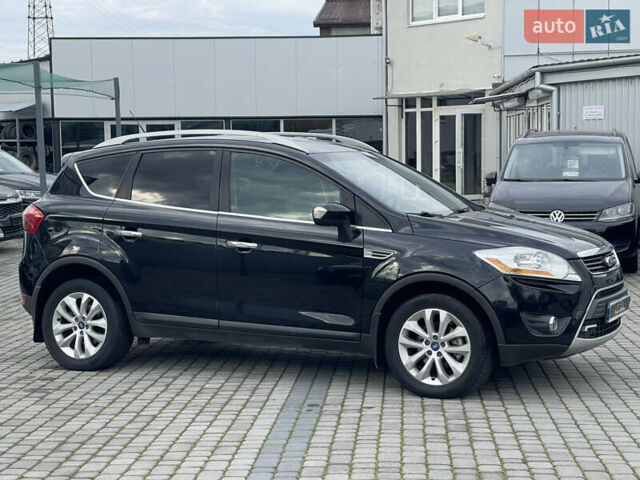 Черный Форд Куга, объемом двигателя 2 л и пробегом 224 тыс. км за 11300 $, фото 4 на Automoto.ua