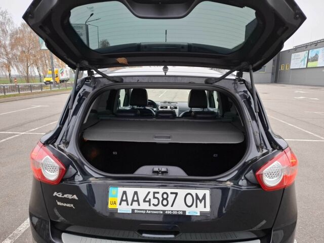 Чорний Форд Куга, об'ємом двигуна 2 л та пробігом 128 тис. км за 12999 $, фото 12 на Automoto.ua